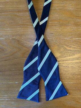 Tommy Hilfiger Bow Tie Navy with Stripe Adjustable Preppy Formal